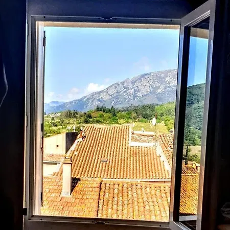 Le Du Chateau Apartment *
